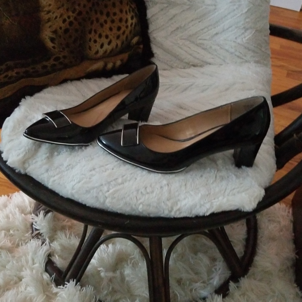 Shose